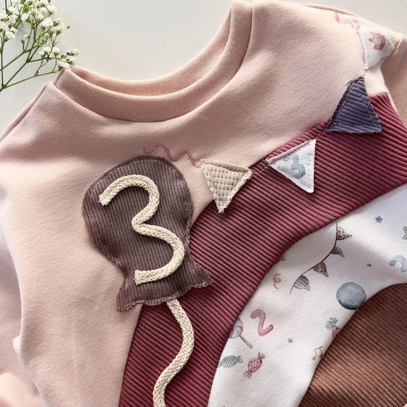 Regenbogen Sweater - Birthday Edition