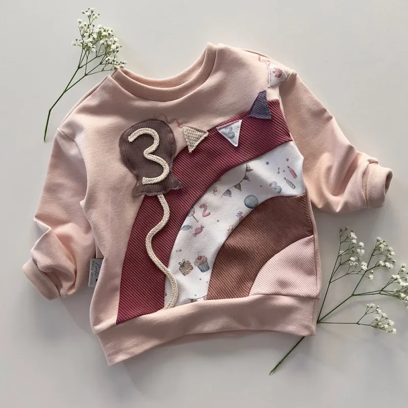 Regenbogen Sweater - Birthday Edition