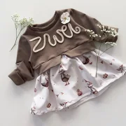 Sweater Girly Kleid - Ola Oie - Birthday Edition