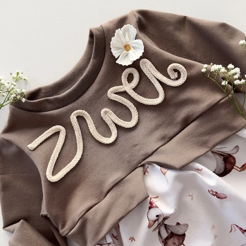 Sweater Girly Kleid - Ola Oie - Birthday Edition